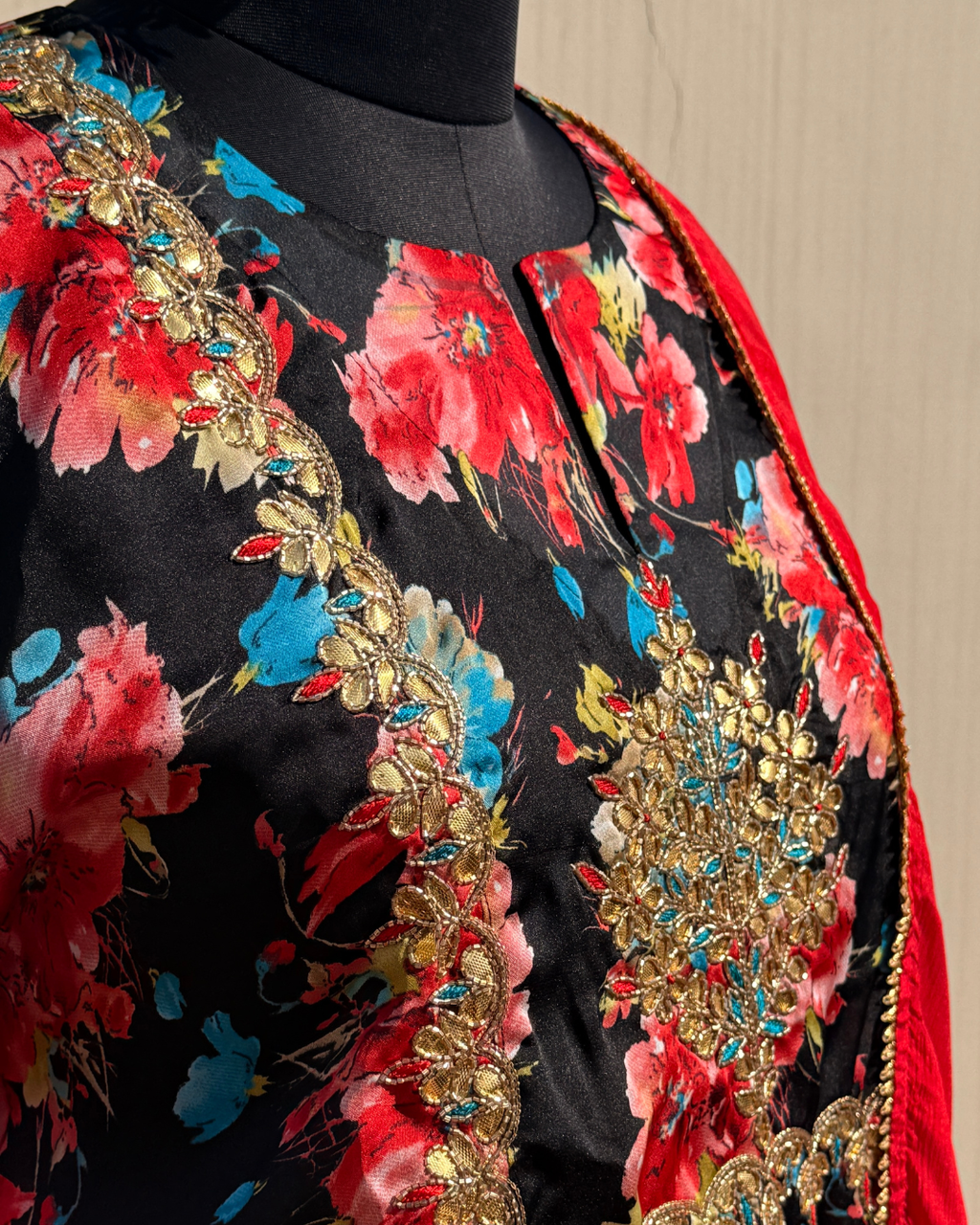 MIDNIGHT BLOOM SUIT- BLACK