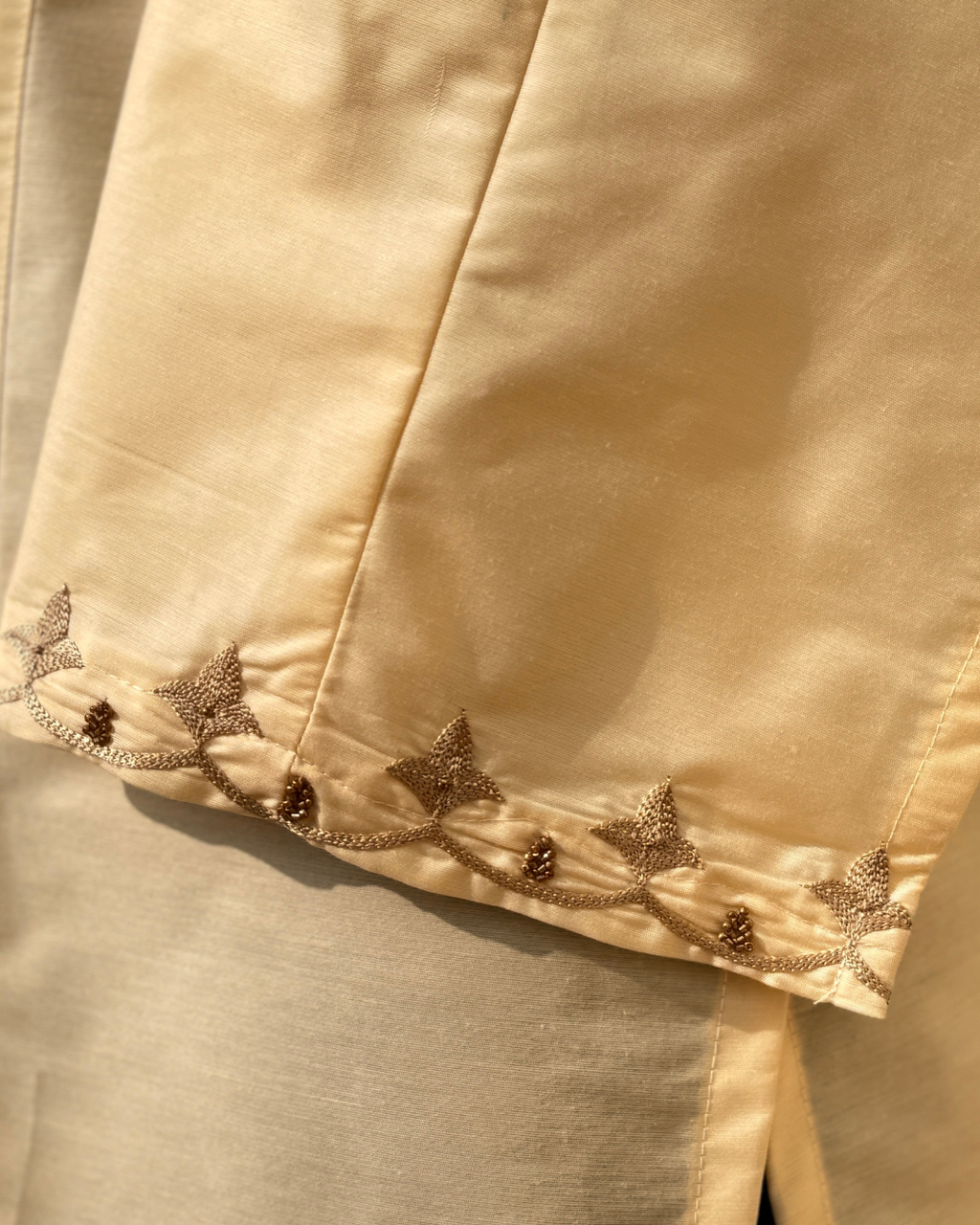 Ivory Cotton Silk Suit With Tonal Embroidery Organza Dupatta