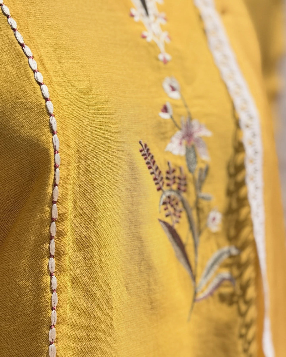 Sunehri Gul Suit Set