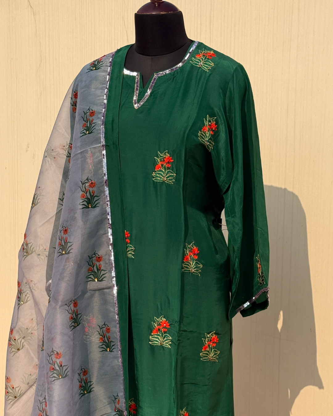 The Emerald Muse Suit - Deep Emerald Green