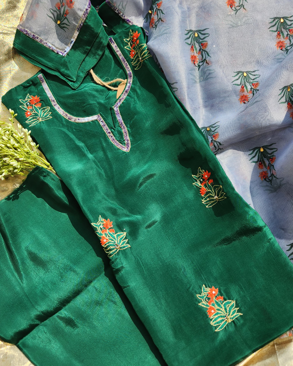The Emerald Muse Suit - Deep Emerald Green